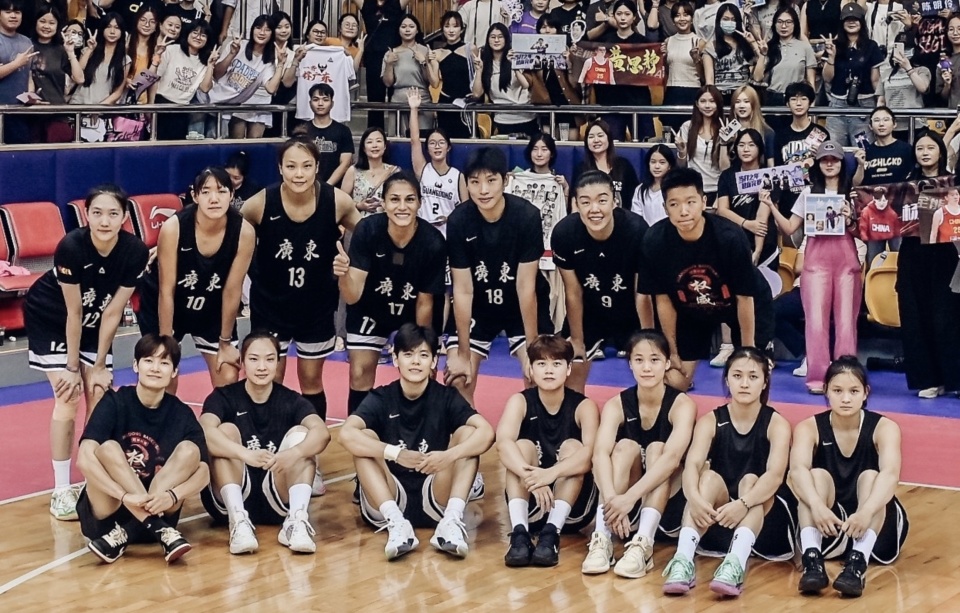 并引进了武, fH, 周鹏