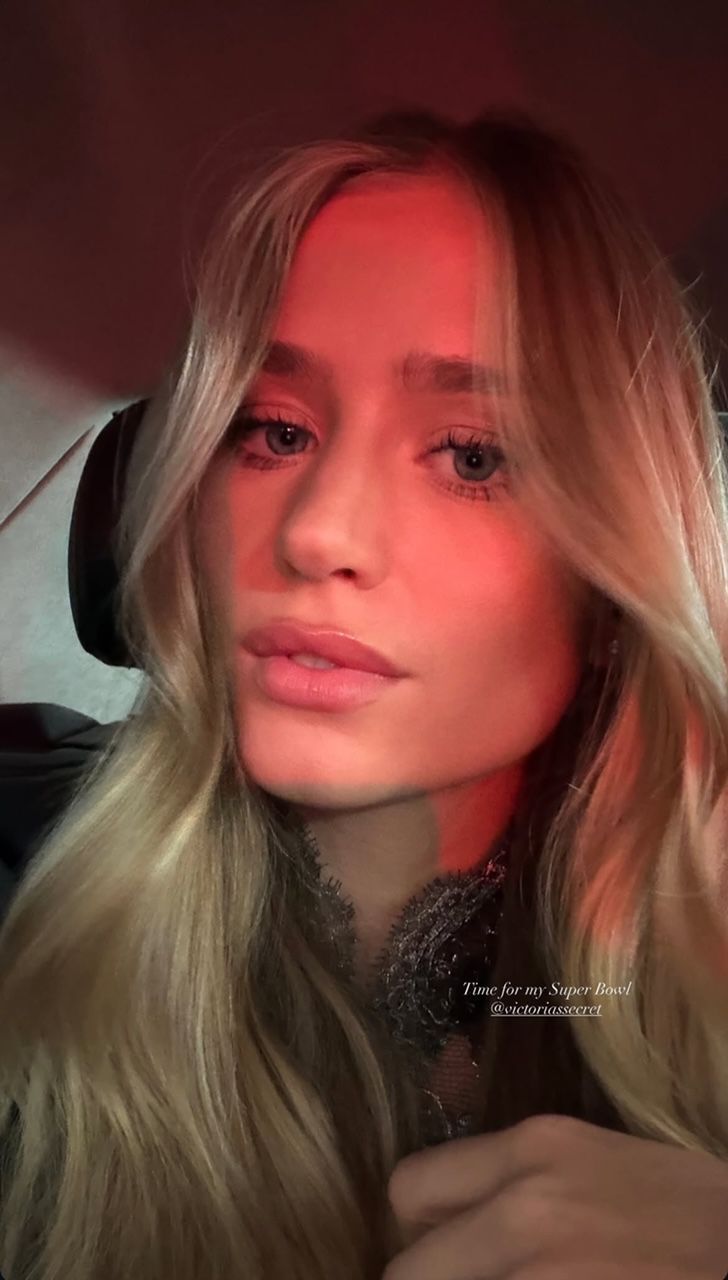 这对年轻情, 不到终点, 己的脱口秀 这对年轻情, 不到终点, 己的脱口秀